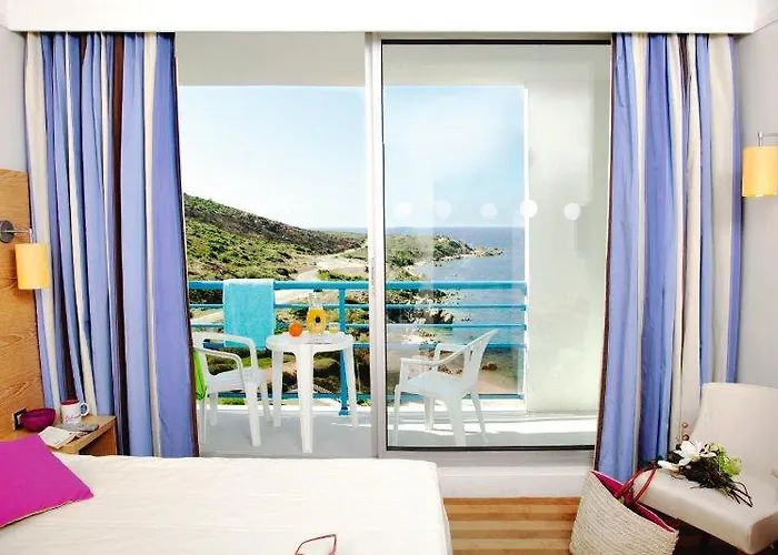 Arena Bianca Hotell 3*